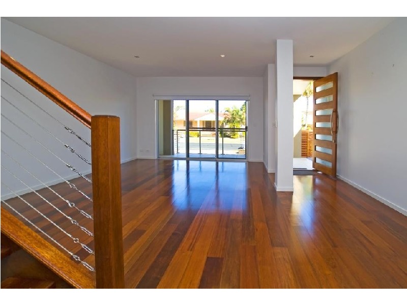 Paradise Point QLD 4216