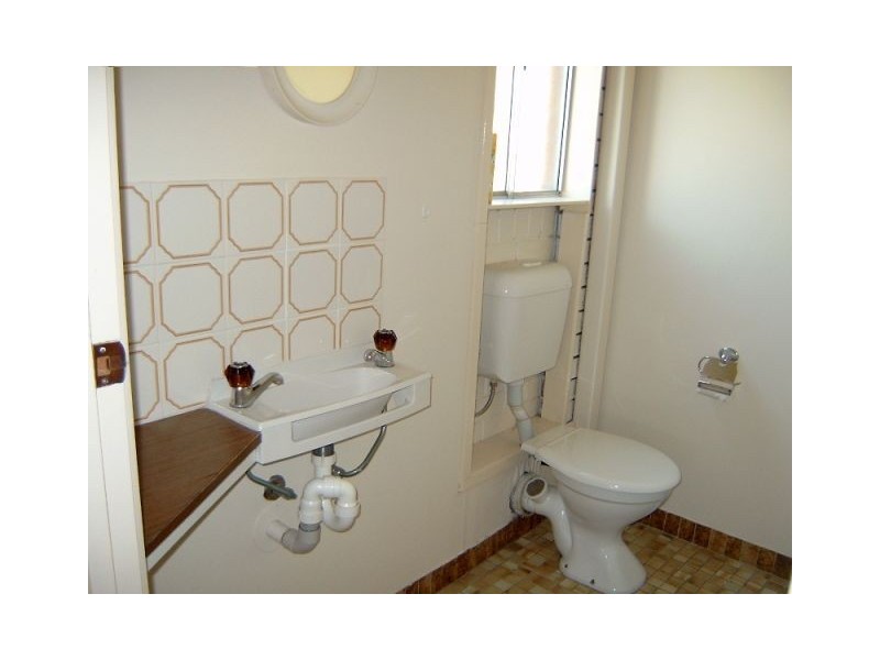 Paradise Point QLD 4216