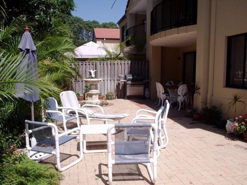 Hope Island QLD 4212