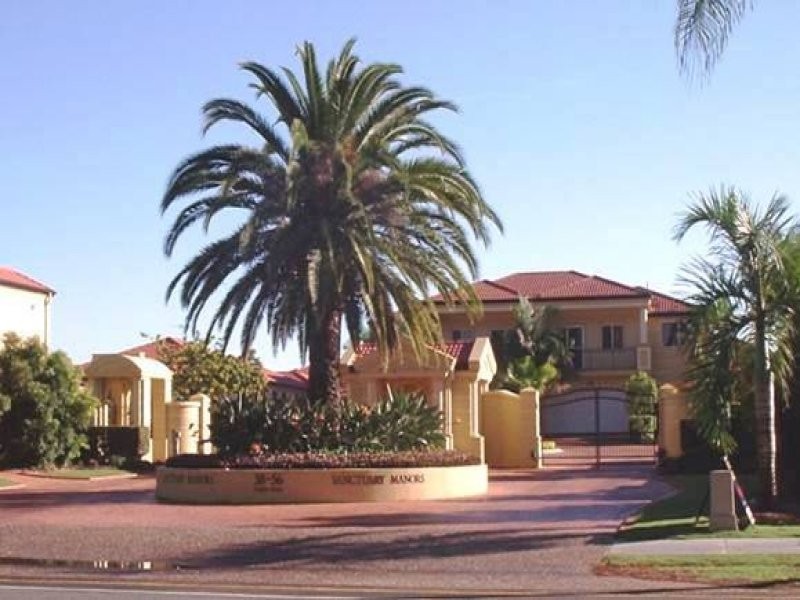 Hope Island QLD 4212