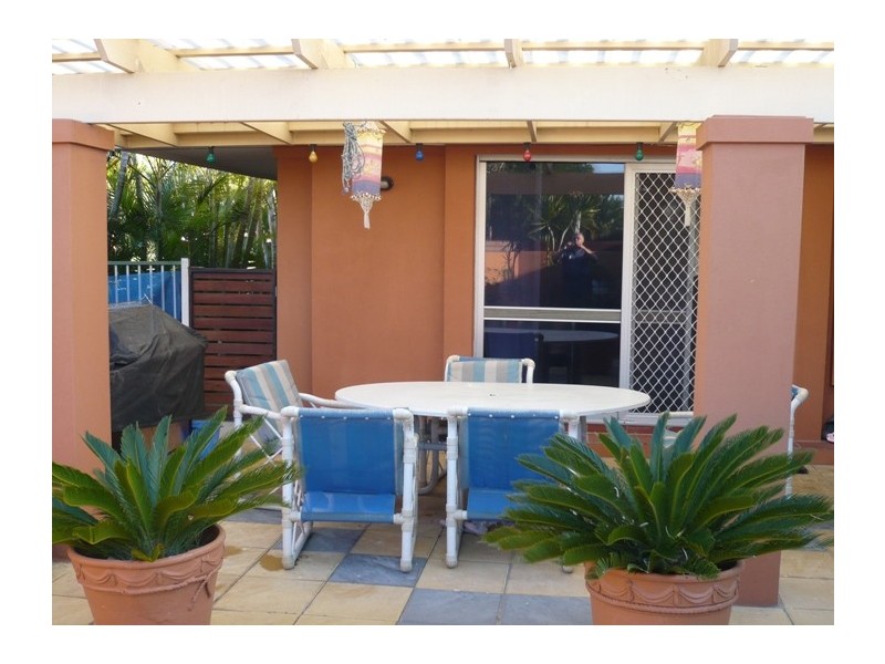 Paradise Point QLD 4216