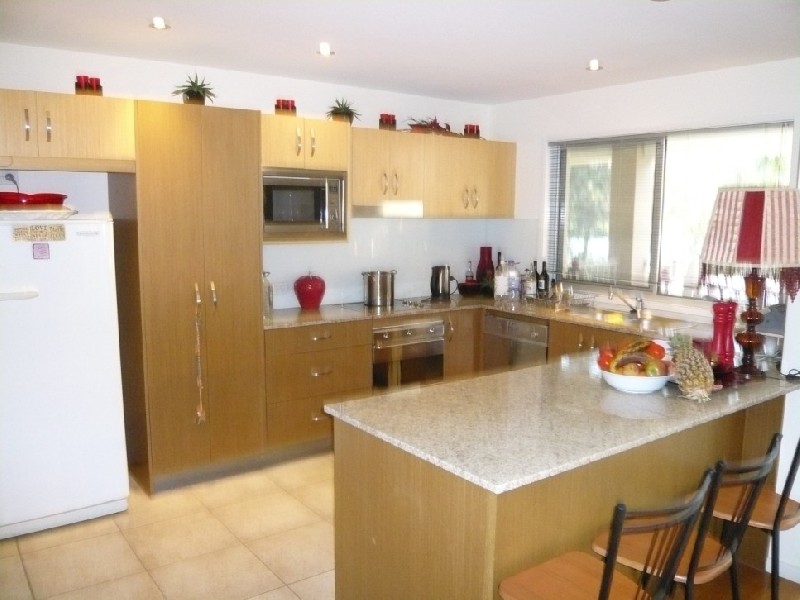 Hope Island QLD 4212