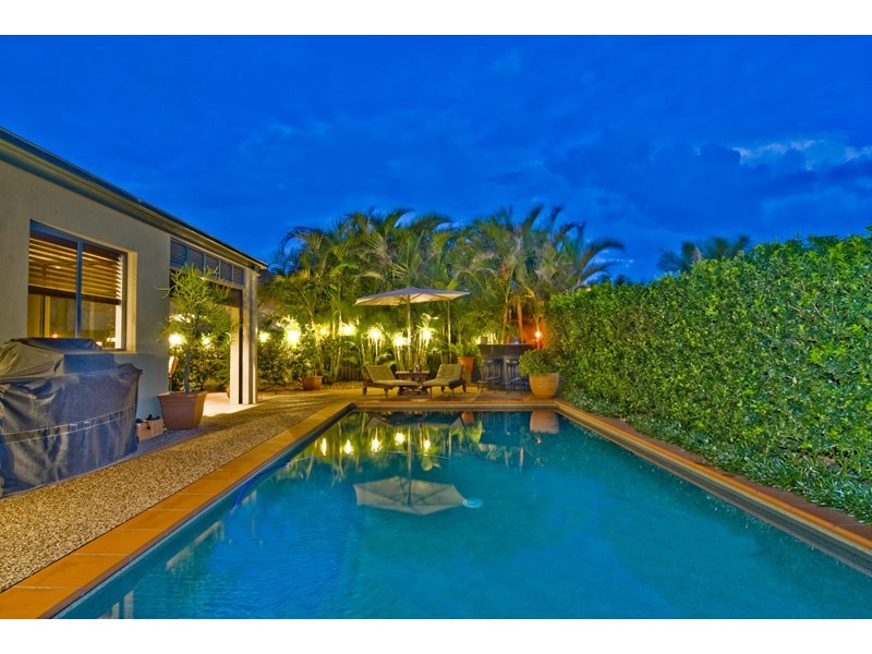 Hope Island QLD 4212