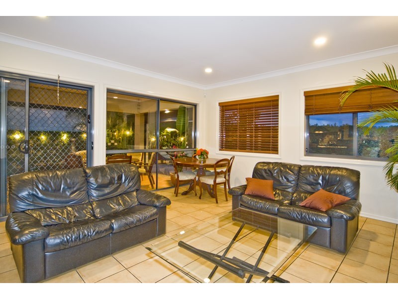 Hope Island QLD 4212