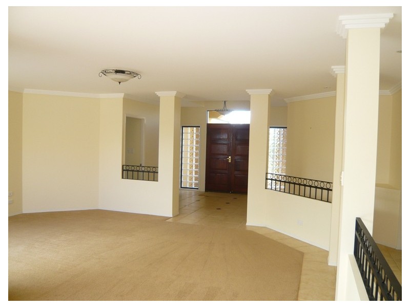 Monterey Keys QLD 4212