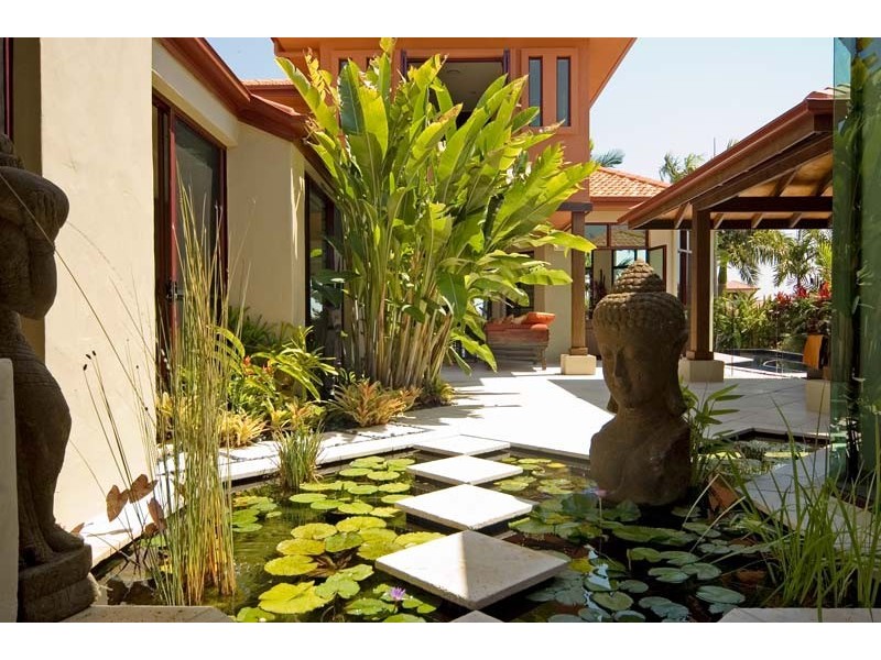 2164 Beaufort Way, Hope Island QLD 4212