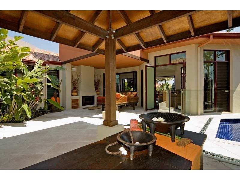 2164 Beaufort Way, Hope Island QLD 4212