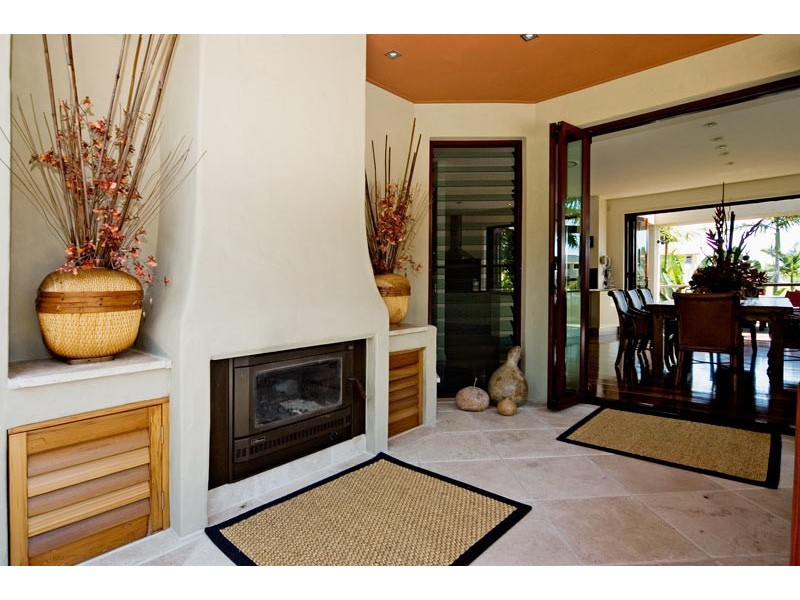 2164 Beaufort Way, Hope Island QLD 4212