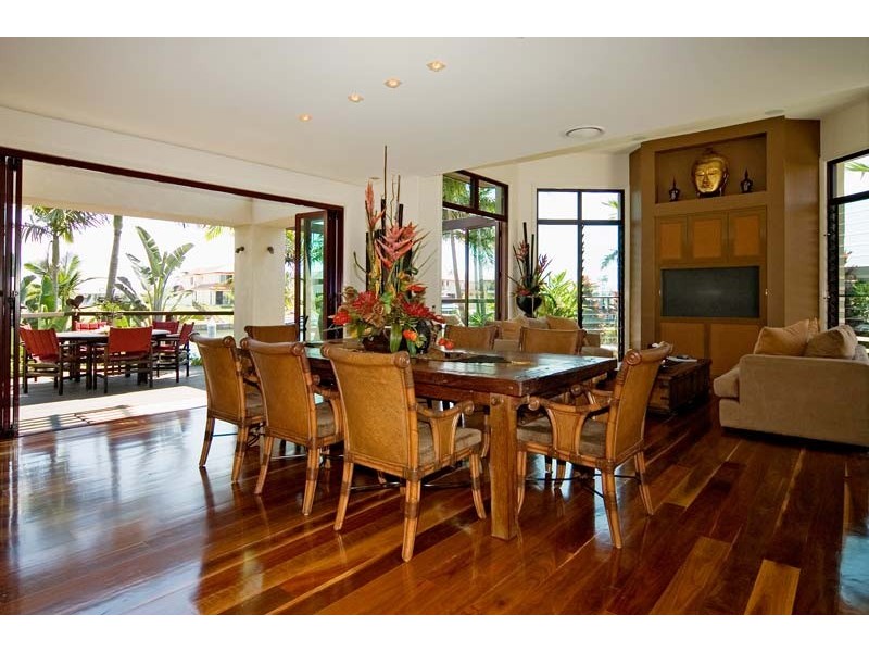 2164 Beaufort Way, Hope Island QLD 4212