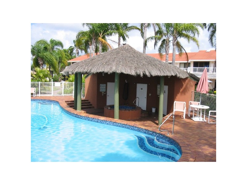 Hope Island QLD 4212