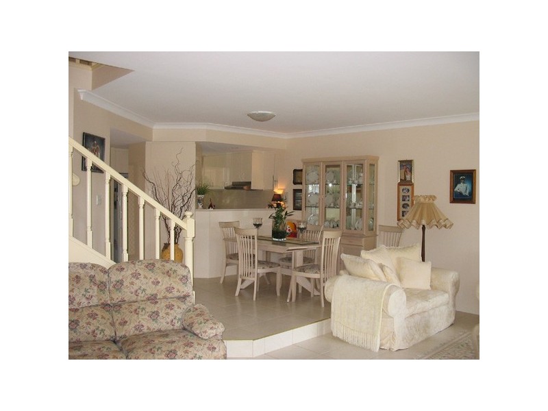 Hope Island QLD 4212