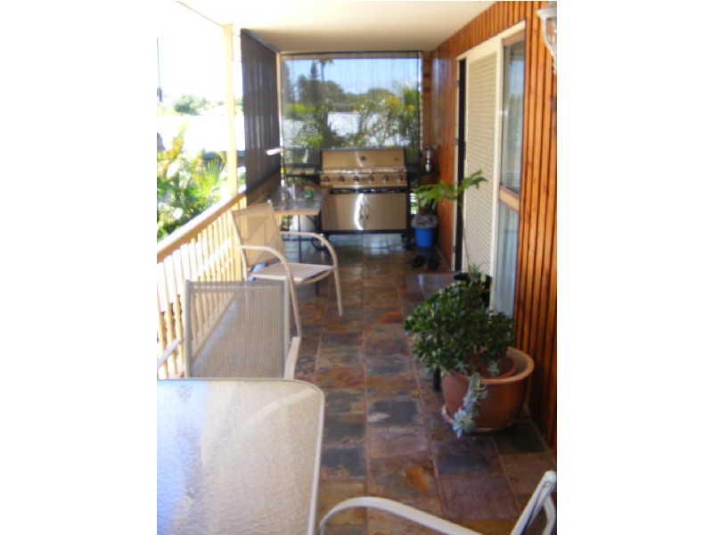 Paradise Point QLD 4216