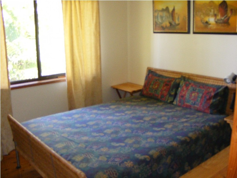 Paradise Point QLD 4216