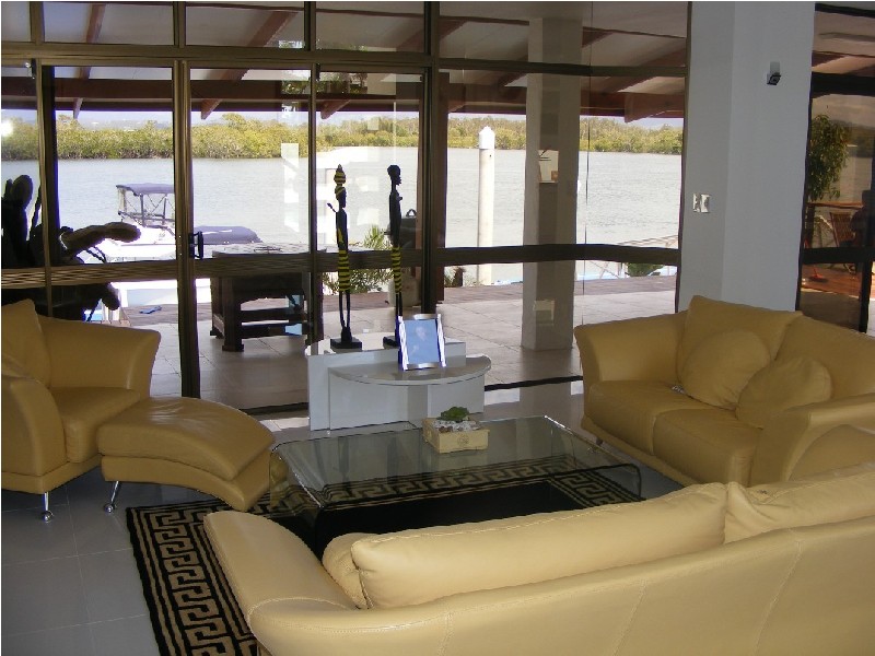 Paradise Point QLD 4216