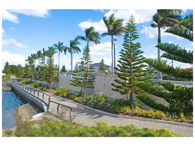 3119 Riverleigh Drive, Hope Island QLD 4212