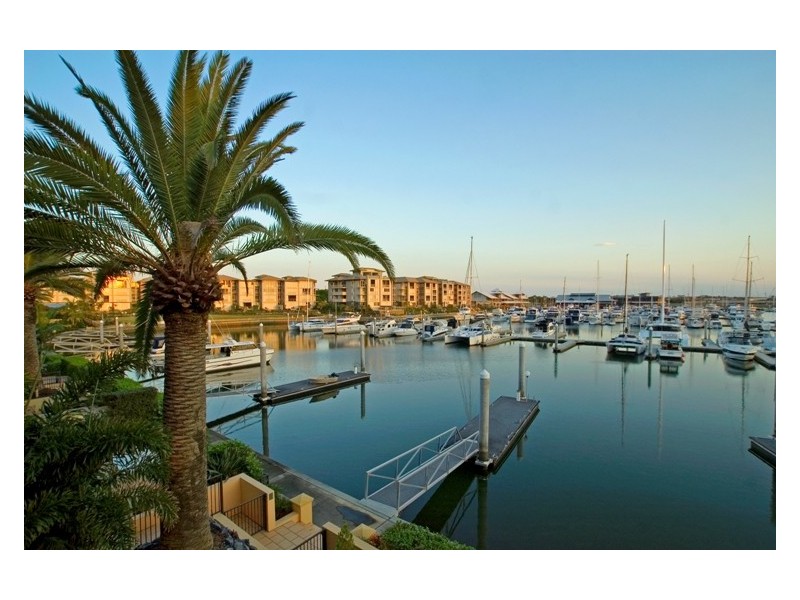 Hope Island QLD 4212