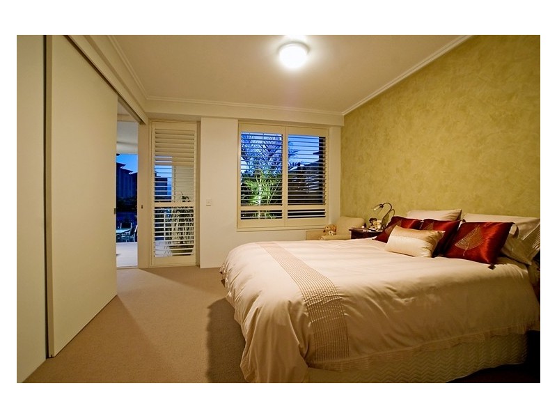 Hope Island QLD 4212