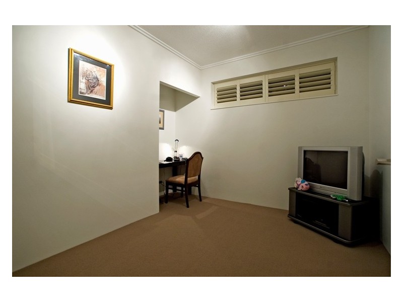 Hope Island QLD 4212