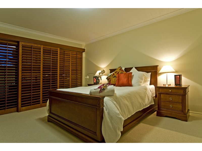 Hope Island QLD 4212