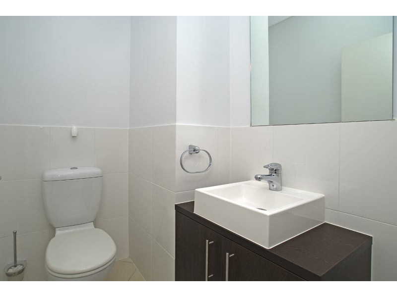 Paradise Point QLD 4216