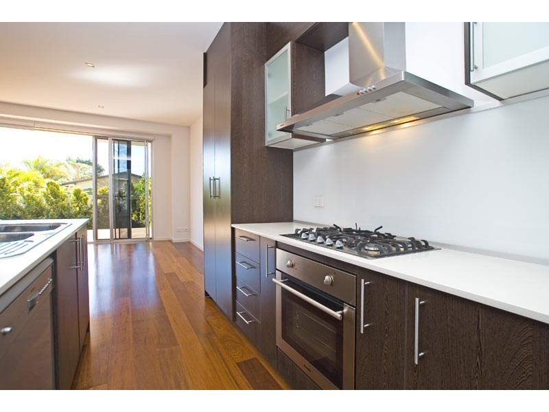 Paradise Point QLD 4216