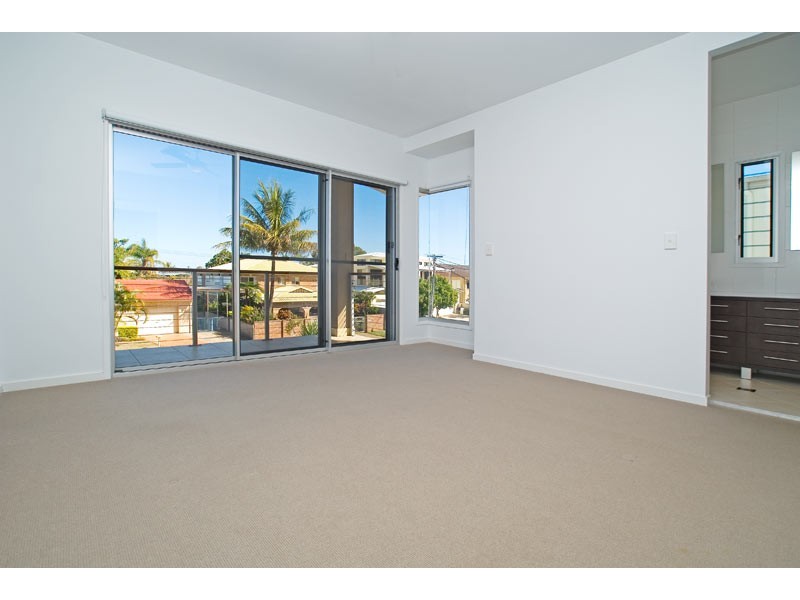 Paradise Point QLD 4216