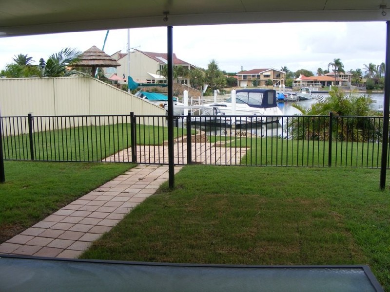 Paradise Point QLD 4216