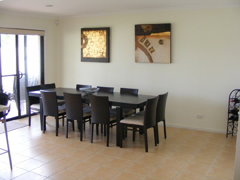 Paradise Point QLD 4216