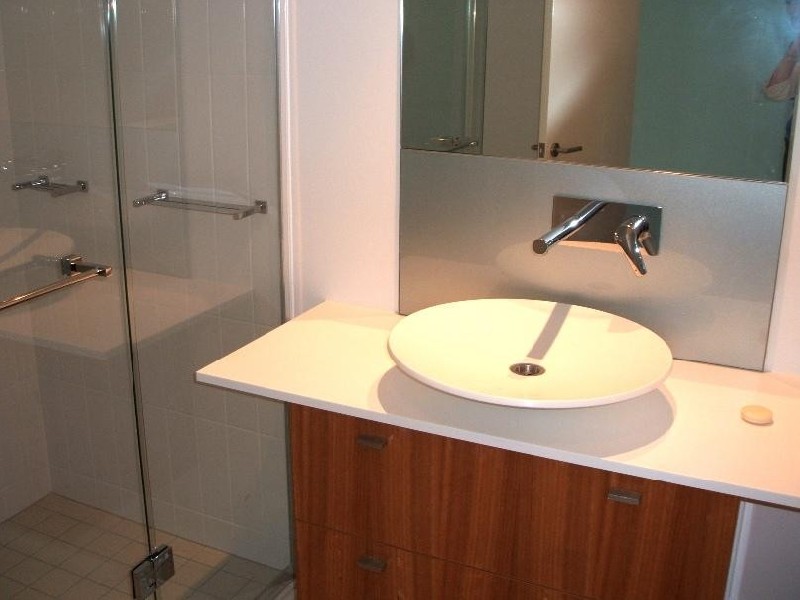 5402 Ephraim Island, Paradise Point QLD 4216