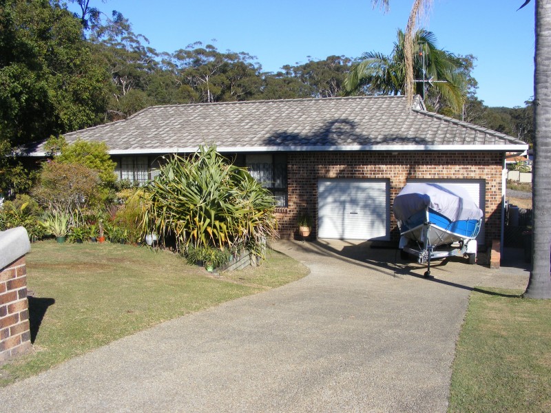 15 Crystal Place, South West Rocks NSW 2431