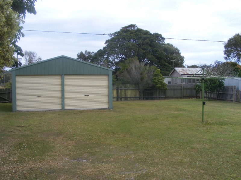 42 Straight Street, Hat Head NSW 2440