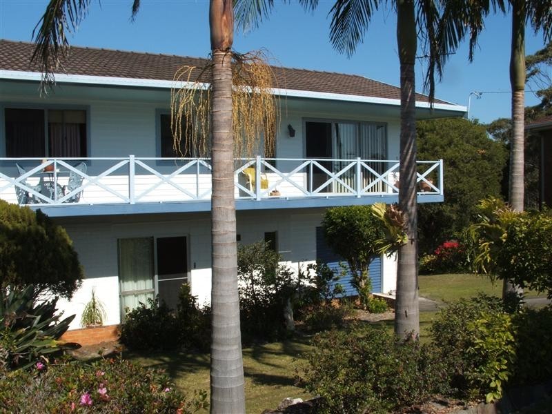 13 Currawong Crescent, South West Rocks NSW 2431