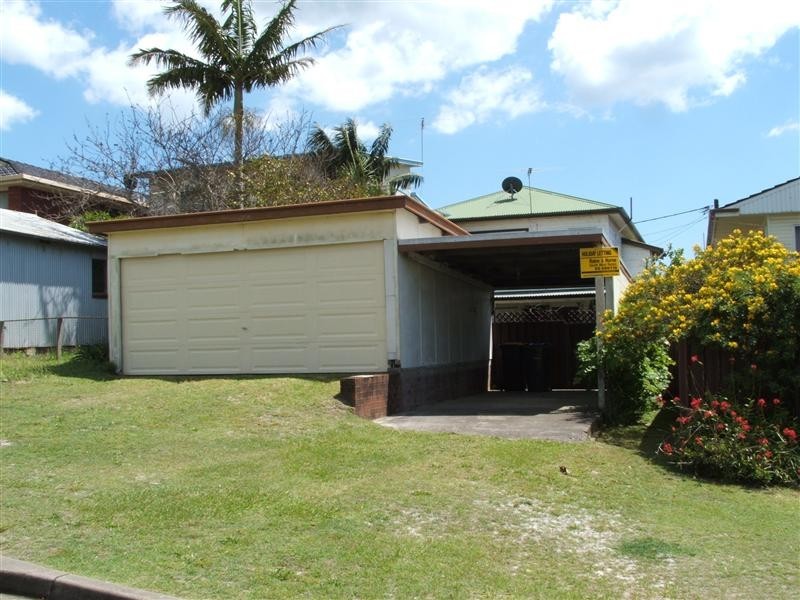 13 High Street, South West Rocks NSW 2431