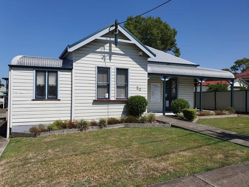 20 Commerce Street, Taree NSW 2430