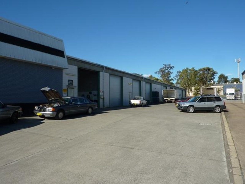 Bay 2/4 Coolabah Drive, Taree NSW 2430
