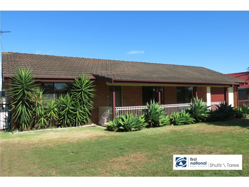 24 Bangalow Place, Taree NSW 2430