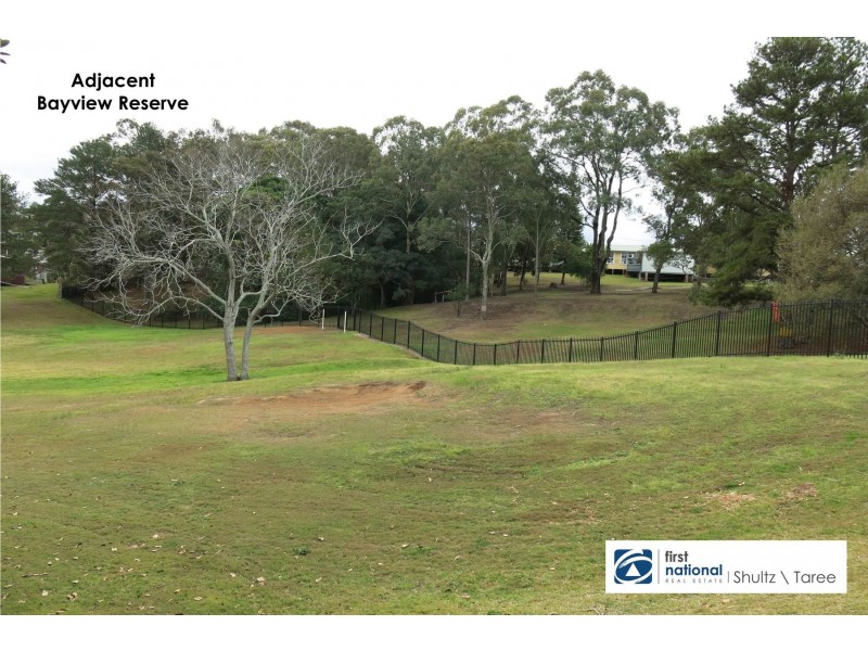 11 Bayview Crescent, Taree NSW 2430