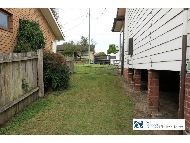 11 Bayview Crescent, Taree NSW 2430