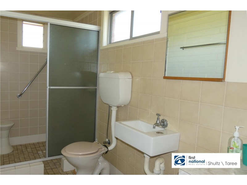 20 Cowan Road, Taree NSW 2430