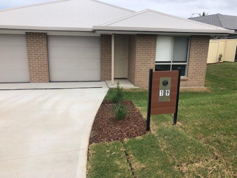 19 Pyrus Drive, Taree NSW 2430