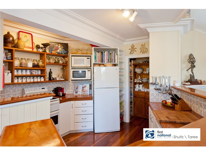 16A Crescent Avenue, Taree NSW 2430