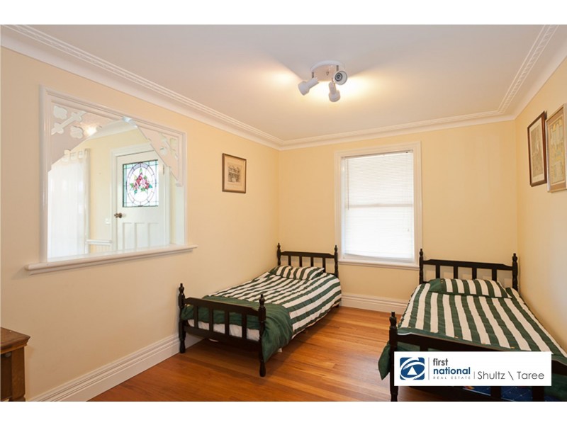 16A Crescent Avenue, Taree NSW 2430