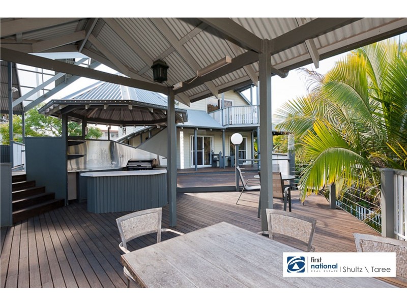 16A Crescent Avenue, Taree NSW 2430