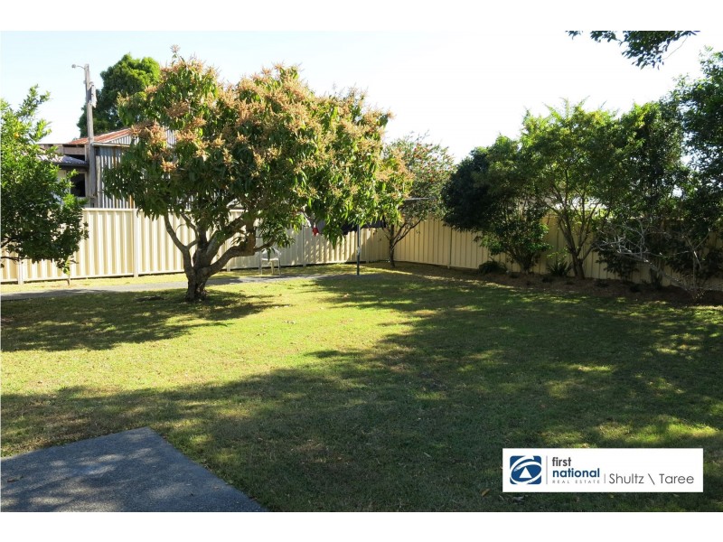 37 Edinburgh Drive, Taree NSW 2430