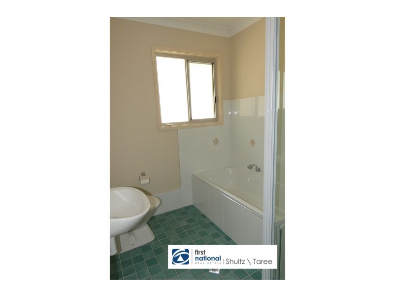 18 Hughes Street, Taree NSW 2430