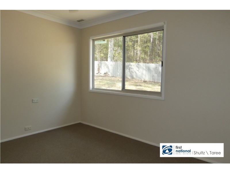 18 Hughes Street, Taree NSW 2430