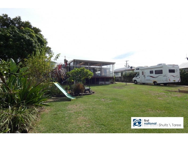 90 Cowper Street, Taree NSW 2430