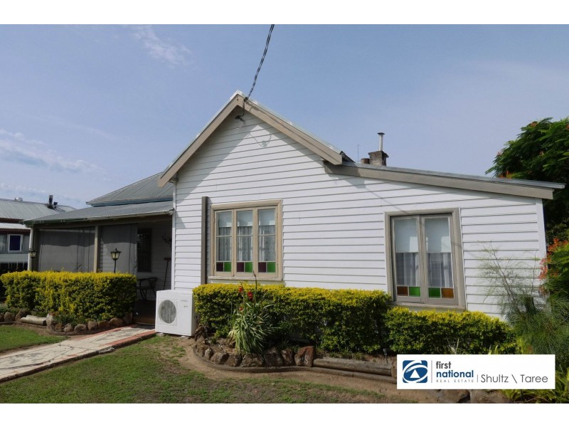 90 Cowper Street, Taree NSW 2430