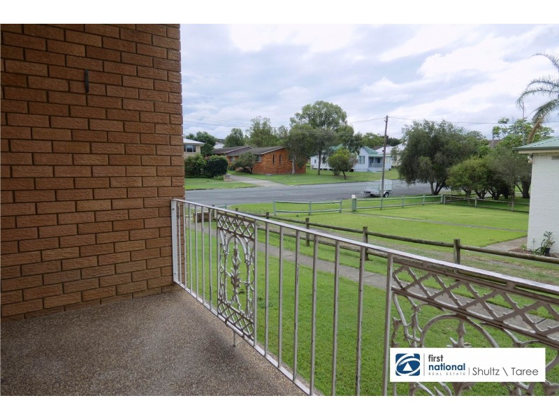 1/112 Albert Street, Taree NSW 2430