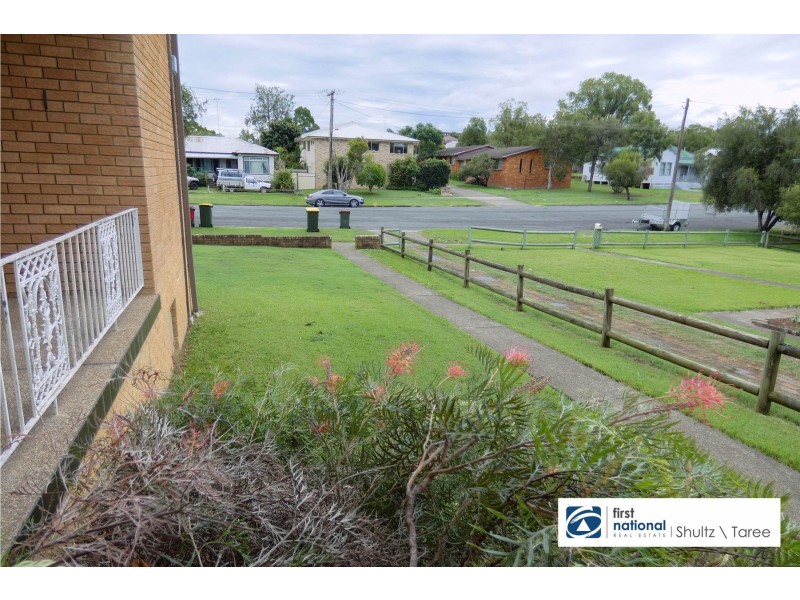 1/112 Albert Street, Taree NSW 2430